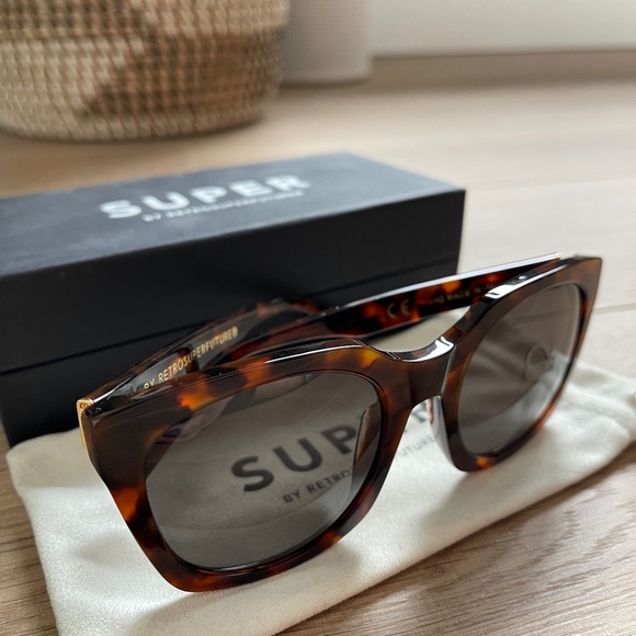 Retrosuperfuture Quadra Sunglasses - Havana Tortoise shell colour - Picture 3 of 10